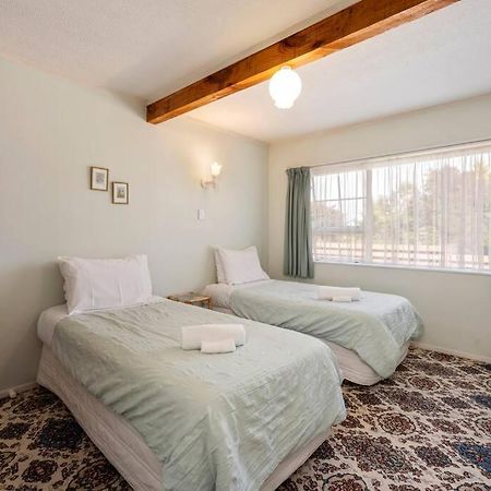 Charming Hideaway Taupo Exterior foto