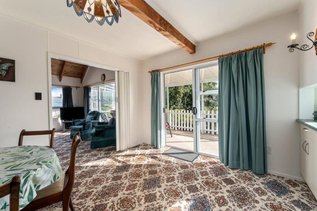 Charming Hideaway Taupo Exterior foto